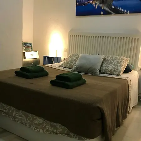 Apartamento Santas Patronas Street Center